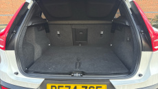 Volvo XC40 2.0 B4P Ultra Dark 5dr Auto Petrol Estate